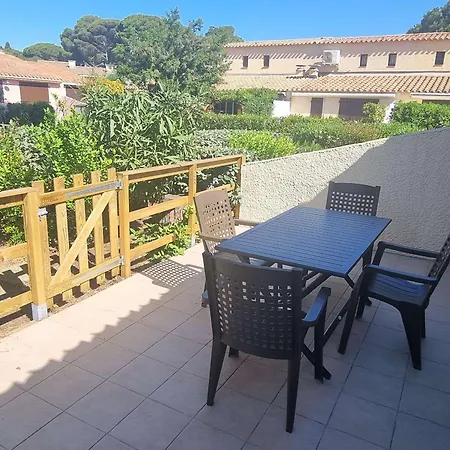 T2 Climatisee Avec Terrasse Dans La Pinede - Fr-1-607-87