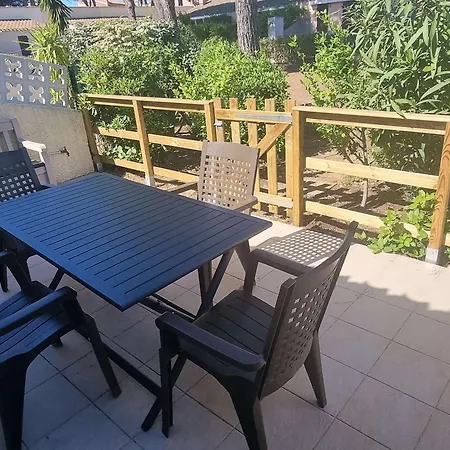 T2 Climatisee Avec Terrasse Dans La Pinede - Fr-1-607-87 Prázdninový dům *