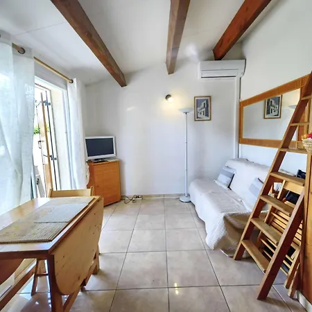 Prázdninový dům T2 Climatisee Avec Terrasse Dans La Pinede - Fr-1-607-87 *